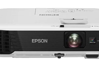 Epson EB-S04 3000 Lumens SVGA Resolution Projector